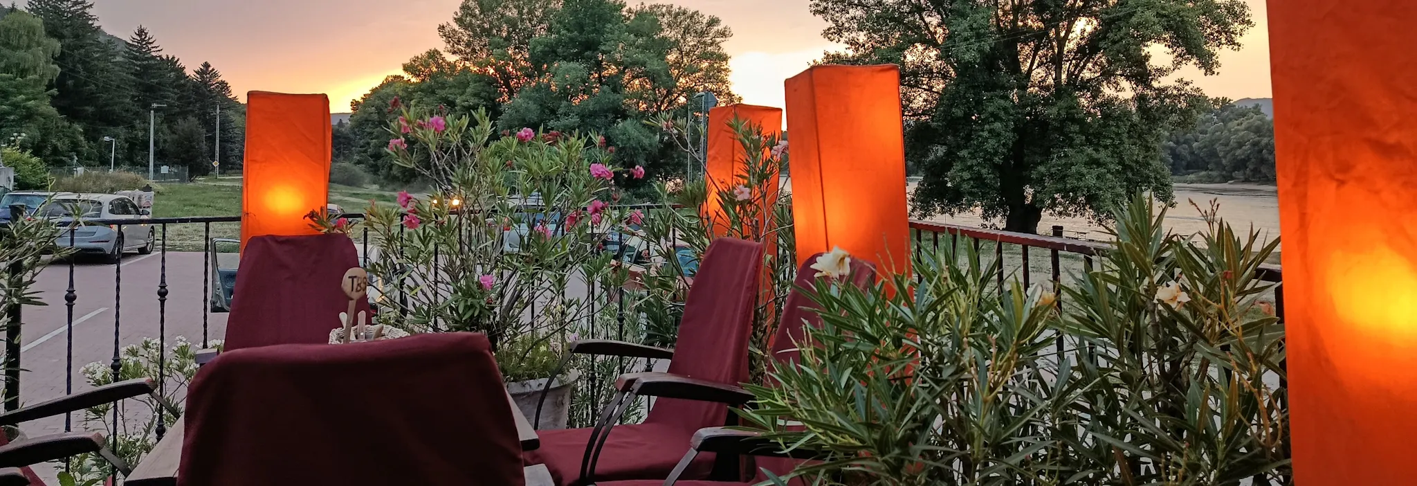 Gondűző étterem és pizzéria - Visegrád - rendezvényhelyszín