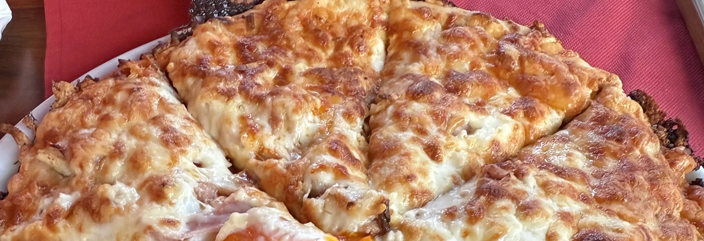 Gondűző étterem és pizzeria - Visegrád